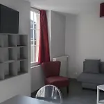 Smartappart Grusse 3* Caen
