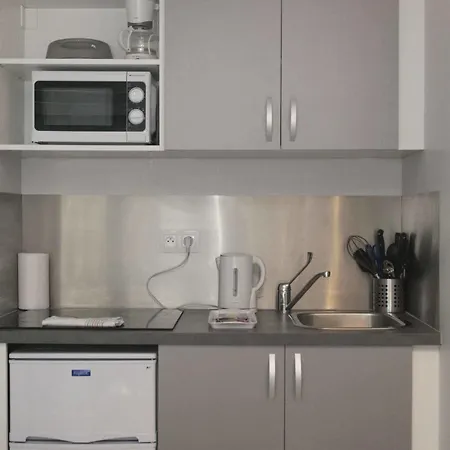 Aparthotel Smartappart Grusse 3*