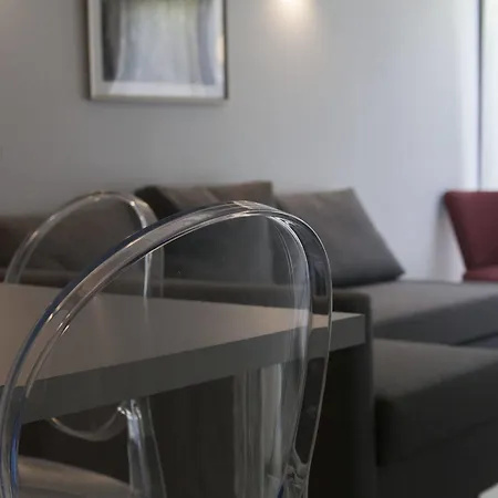 Smartappart Grusse 3* קאין