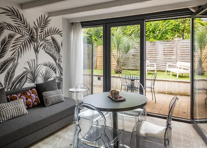 Smartappart Grusse 3* Καν