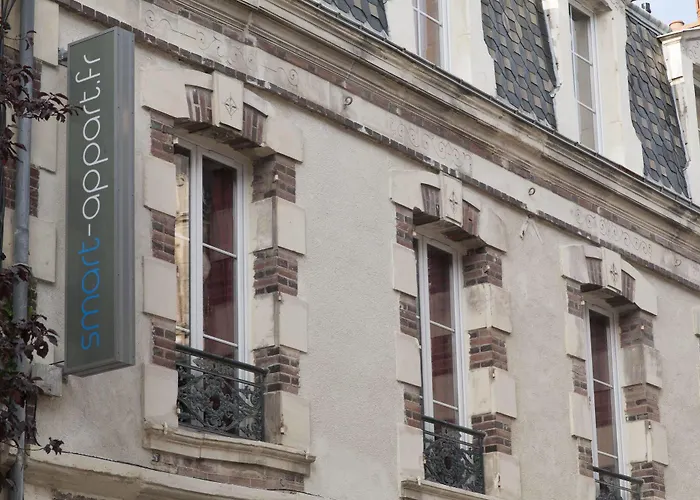 Smartappart Grusse 3* Καν